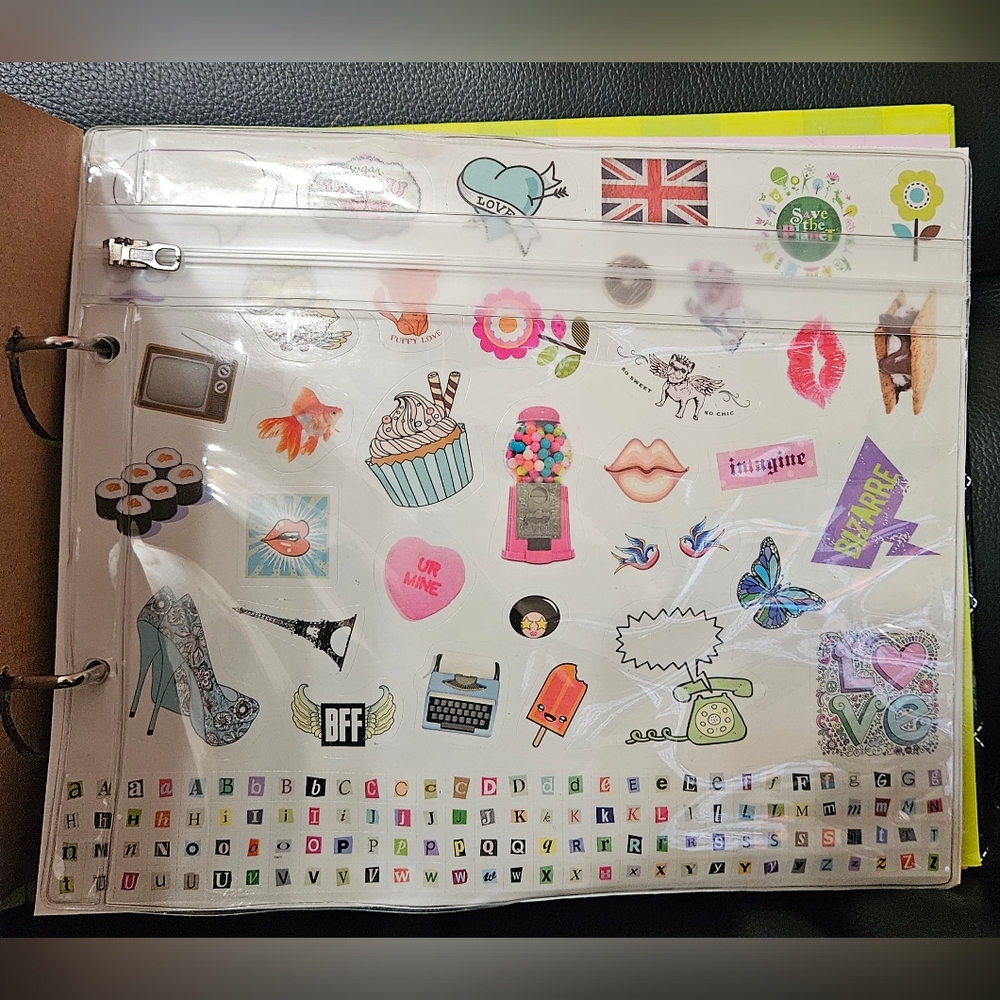 Sugar Lulu Sticker Album with Colorful Design NEW - Picture 2 of 4